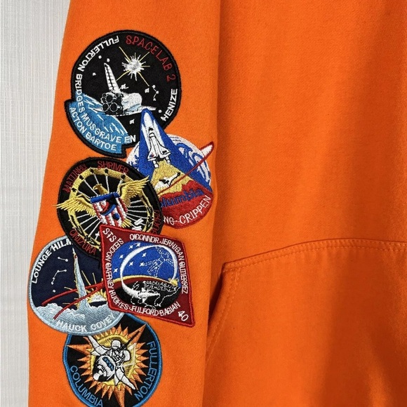 Buzz Aldrin Pacsun Orange Hooded Sweatshirt Large Hoodie Pullover NASA Patches - Picture 3 of 9